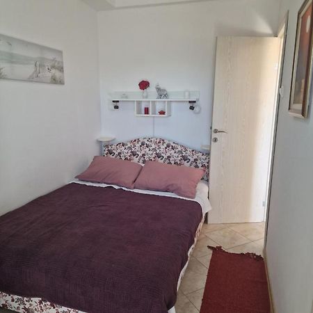 Marta Apartment Petrovac Екстериор снимка