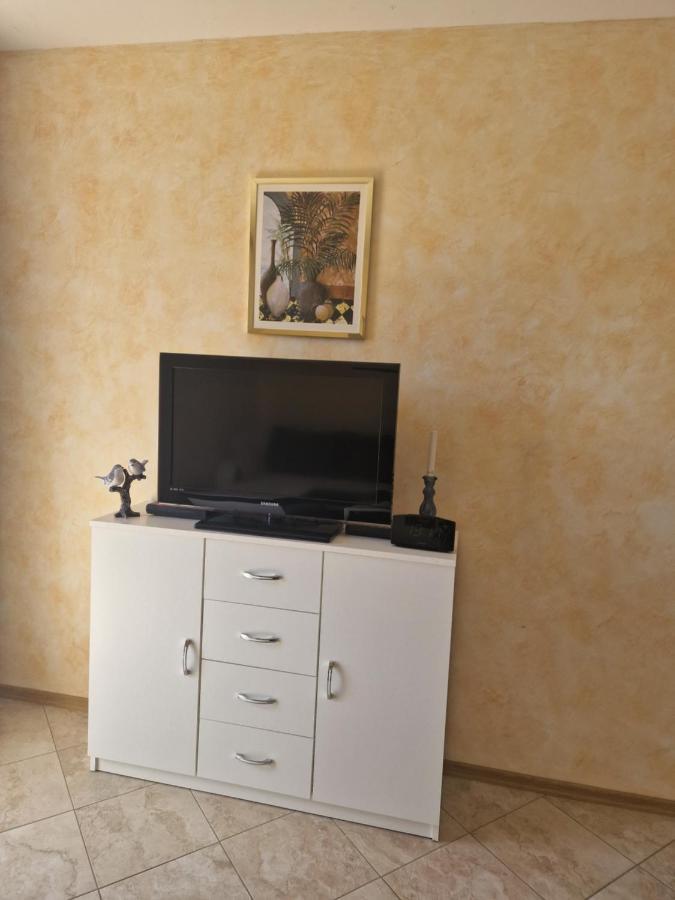 Marta Apartment Petrovac Екстериор снимка