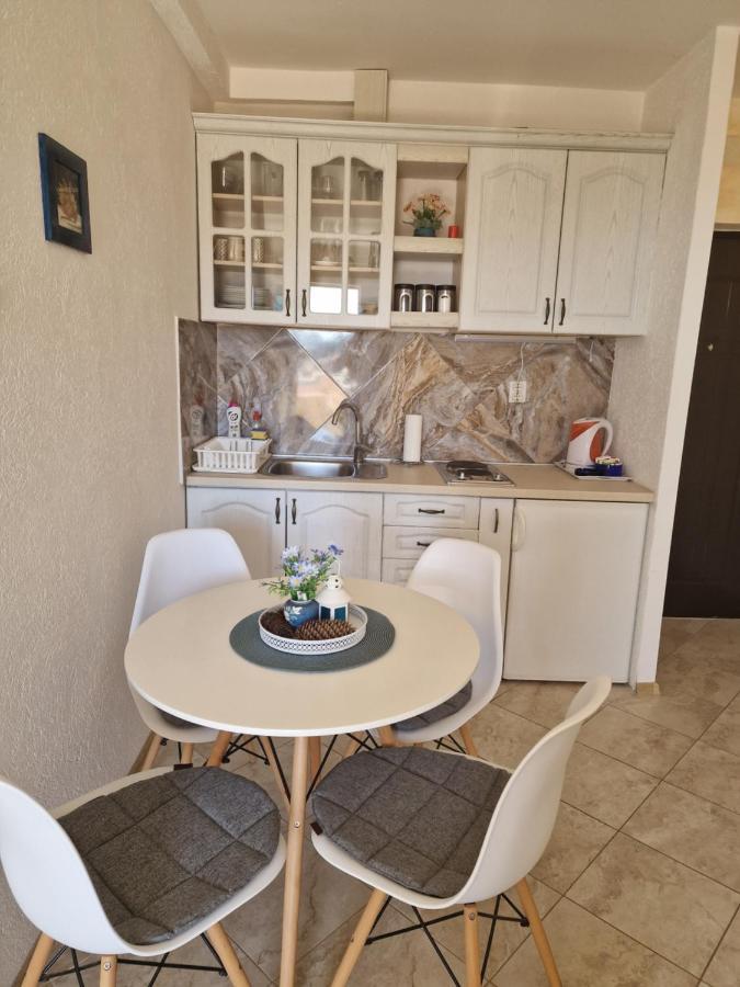 Marta Apartment Petrovac Екстериор снимка