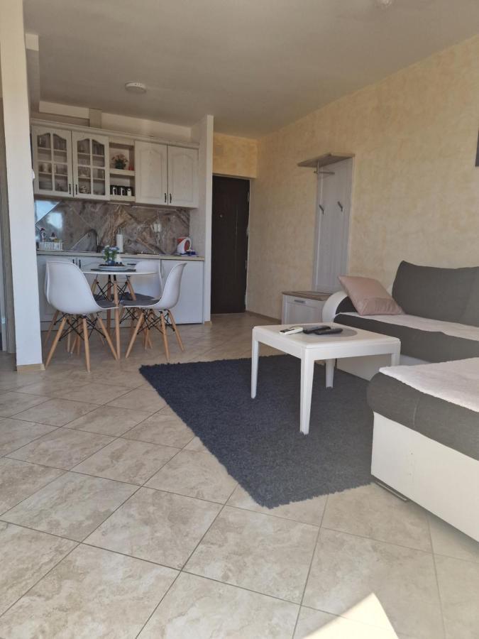Marta Apartment Petrovac Екстериор снимка